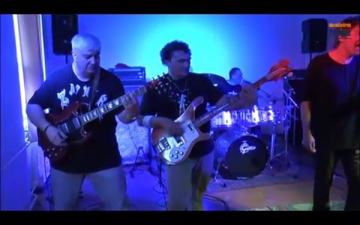 Embedded thumbnail for Hamisítatlan, döngölős rockzene a Zaphirtól