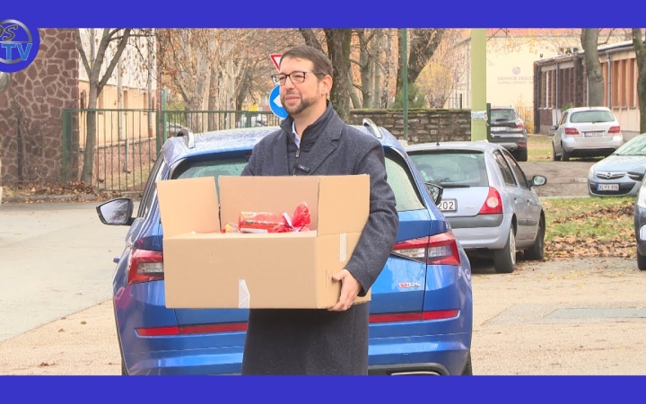 Embedded thumbnail for DSTV: mikuláscsomagok az ovisoknak