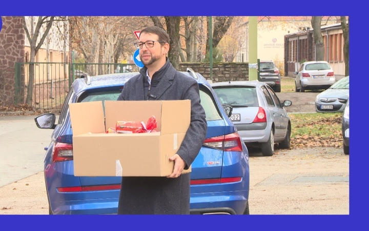 Embedded thumbnail for DSTV: mikuláscsomagok az ovisoknak