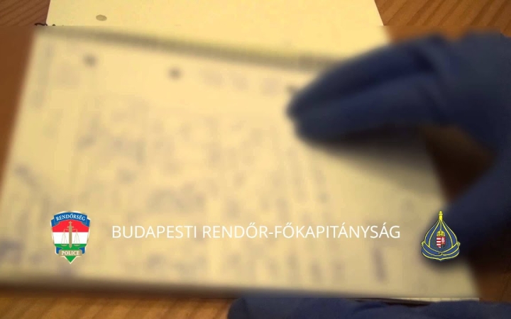 Embedded thumbnail for Budapest, Váci utca, kupleráj - dunaújvárosi üzemeltetővel?