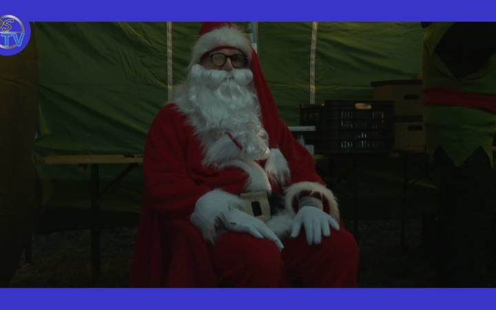 Embedded thumbnail for Újtelepre is megérkezett a Mikulás (galériával)