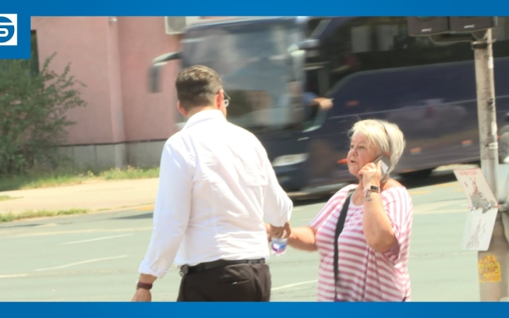 Embedded thumbnail for DSTV: vízosztás a hőségben (galériával)