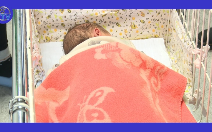 Embedded thumbnail for DSTV: az év első dunaújvárosi babája