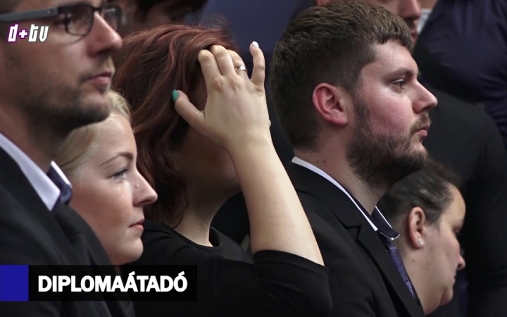 Embedded thumbnail for D+ Híradó - Tűzoltóság, diplomaátadó