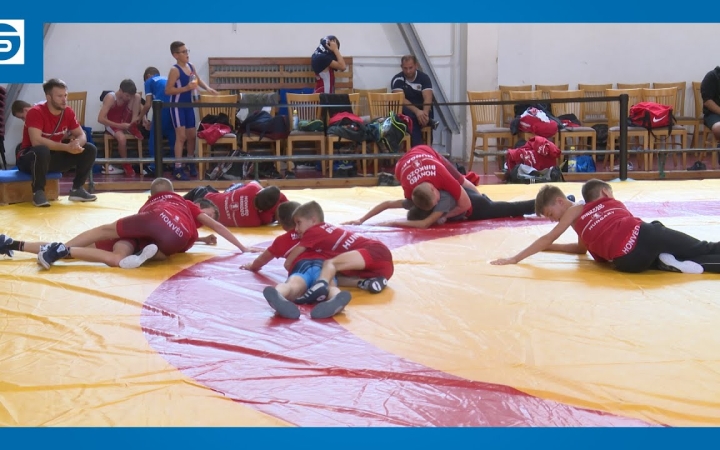 Embedded thumbnail for DSTV: sikeres volt a birkózók edzőtábora