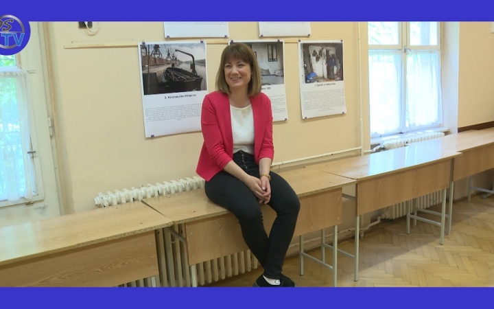 Embedded thumbnail for DSTV: újabb fotókiállítás a Rosti iskolában