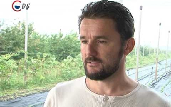 Embedded thumbnail for Megszűnik a málnatermesztés Magyarországon?