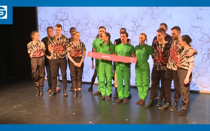 Embedded thumbnail for  Két táncszínházi bemutató a Bartókban – premier ma este! (galériával)