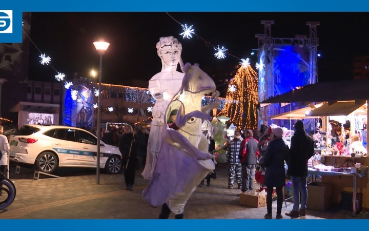 Embedded thumbnail for ICA-D: angyali mutatvány lett a Mese a városról (galériával)