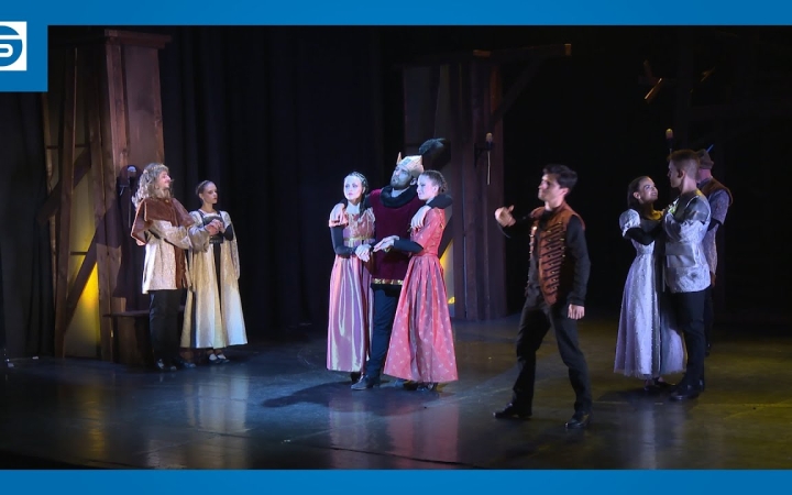 Embedded thumbnail for Táncos történelmi tabló a Bartókban (galériával)