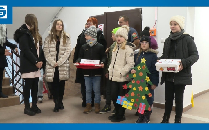 Embedded thumbnail for DSTV: ajándékosztók az Aranyban