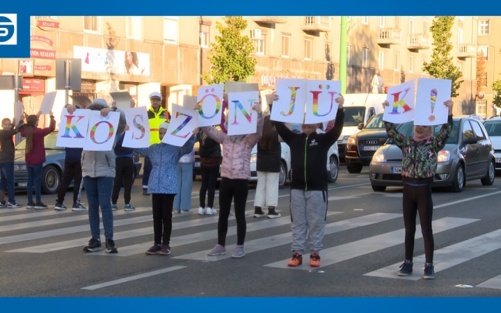 Embedded thumbnail for DSTV: így köszönték meg a nebulók az óvatosságot!