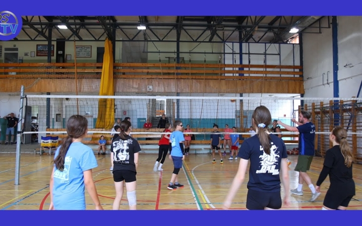 Embedded thumbnail for DSTV: tábor a háló két oldalán