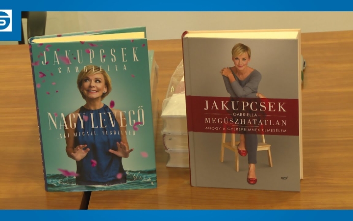Embedded thumbnail for DSTV: Jakupcsek Gabriella is a könyvtár vendége volt