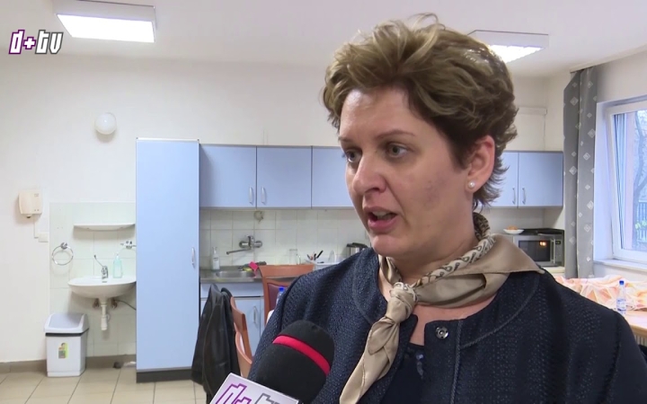 Embedded thumbnail for D+ Híradó - Közmeghallgatás, mentőállomás