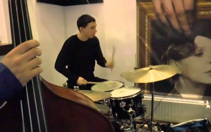 Embedded thumbnail for Jazz koncert a Művészben - hiányzóknak videóval!