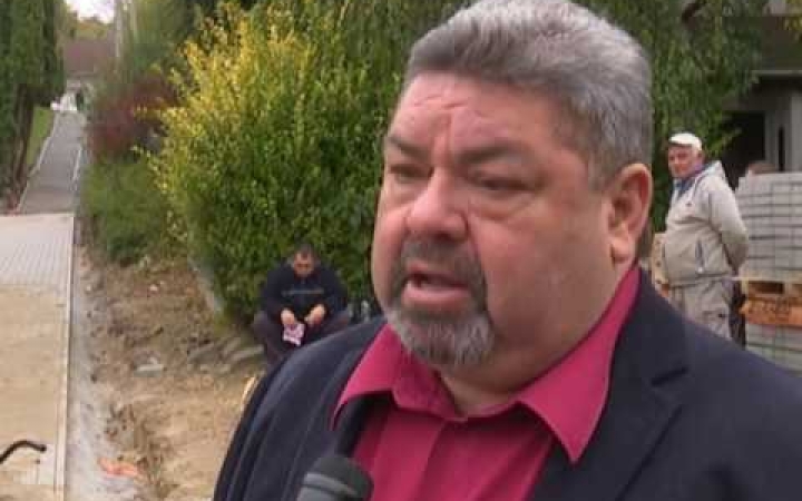 Embedded thumbnail for Felújítják a lépcsősort a Frangepánban