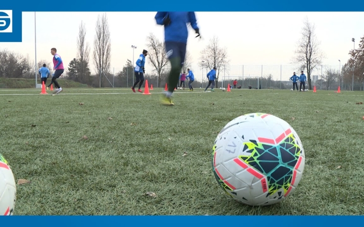 Embedded thumbnail for Újra munkában a labdarúgók