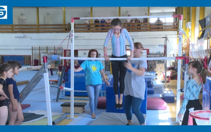 Embedded thumbnail for Versennyel emlékeztek a tornászok