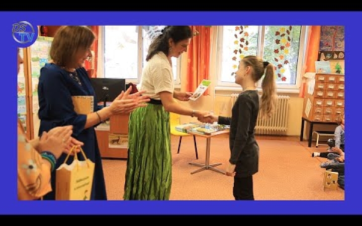 Embedded thumbnail for DSTV: szóforgatók, betűvetők a könyvtárban