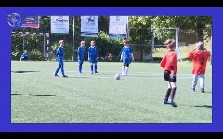 Embedded thumbnail for DSTV: újra a Suli Foci Kupáért fociztak