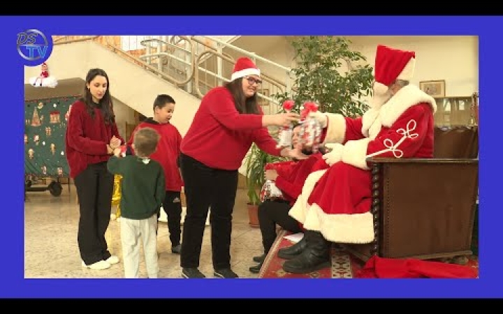 Embedded thumbnail for DSTV: a Mórába is megérkezett a Mikulás
