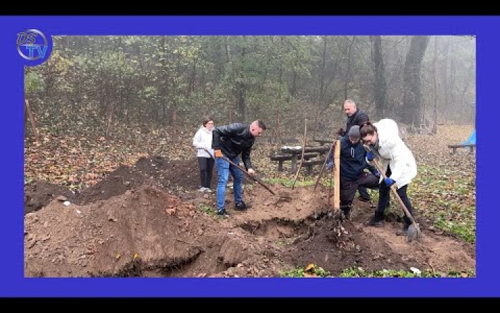 Embedded thumbnail for DSTV: faültetés az arborétumban