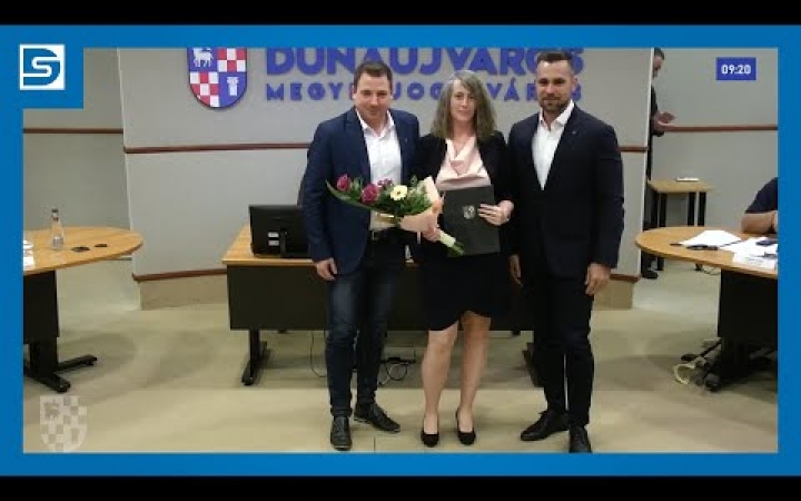 Embedded thumbnail for Neszvecskó Zorica érdemelte a Dunaújváros Ifjúságáért díjat